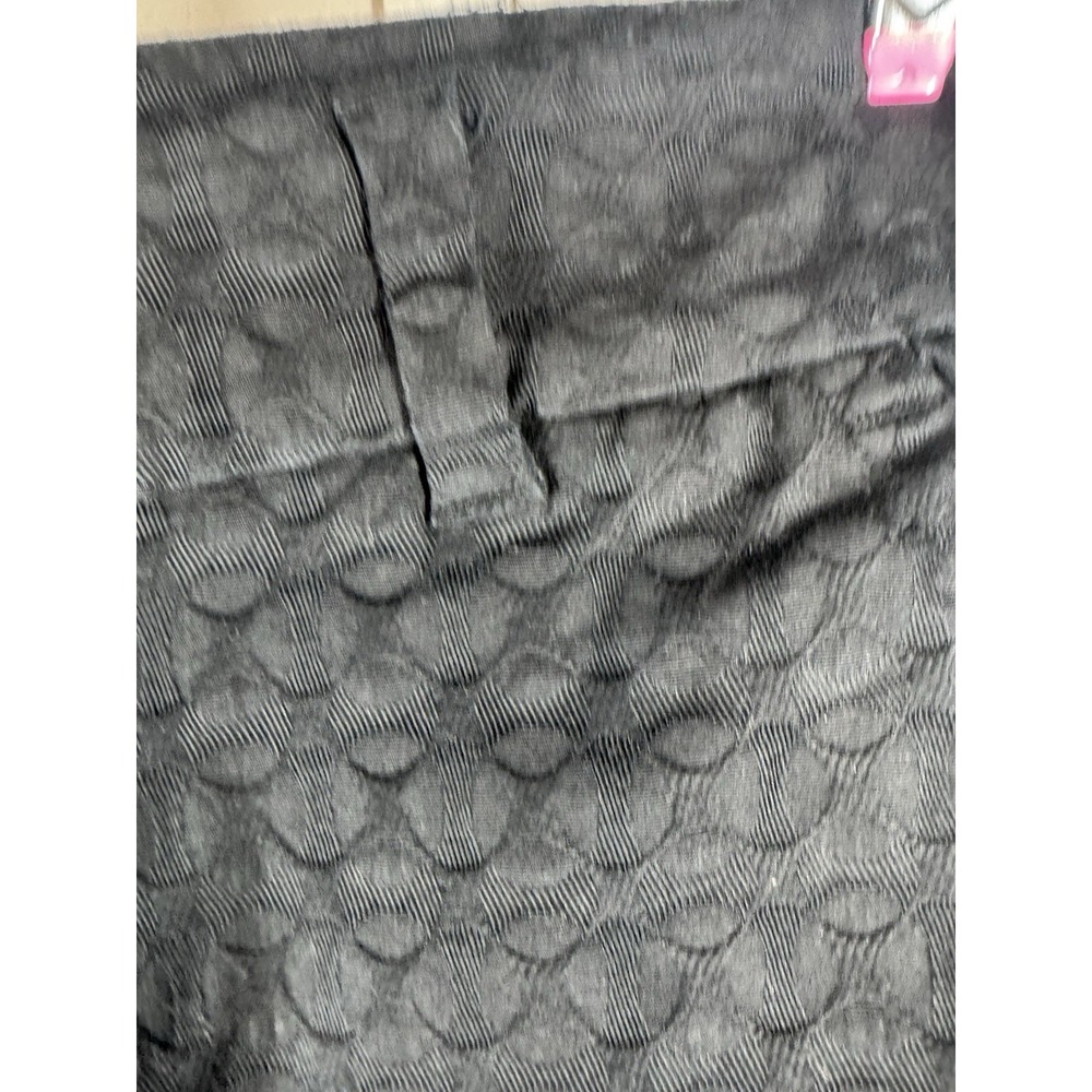 Crown & Ivy Black Scalloped Eyelet Shorts | Preppy Summer Tailored Shorts Sz 8 - Picture 3 of 7